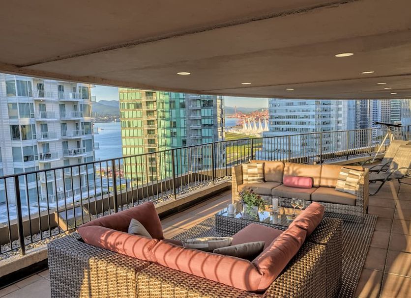 Balcony Photo