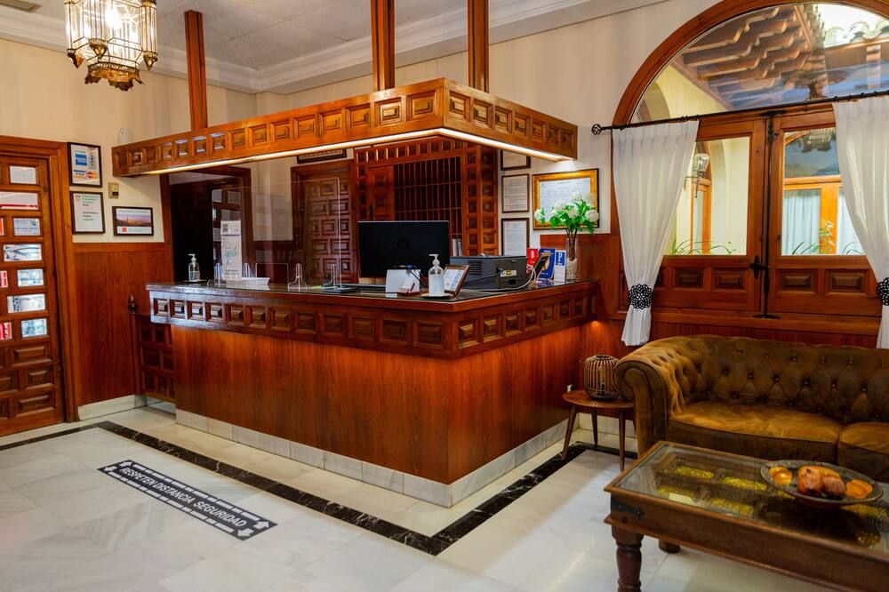Front desk Photo