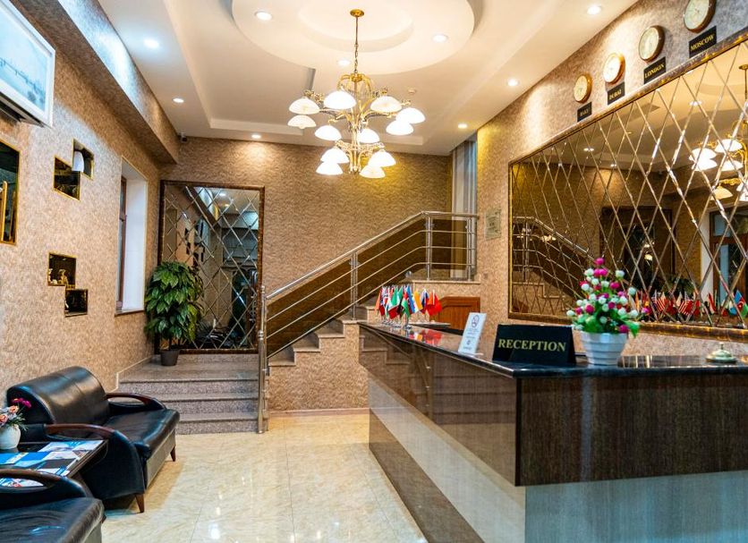 Front desk Photo
