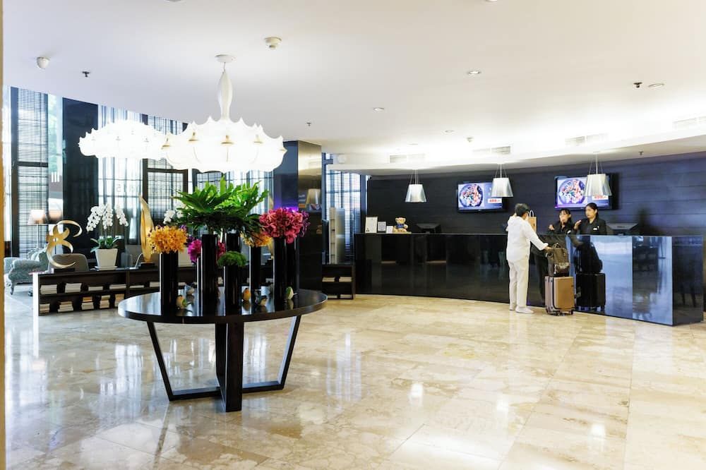 Lobby Photo