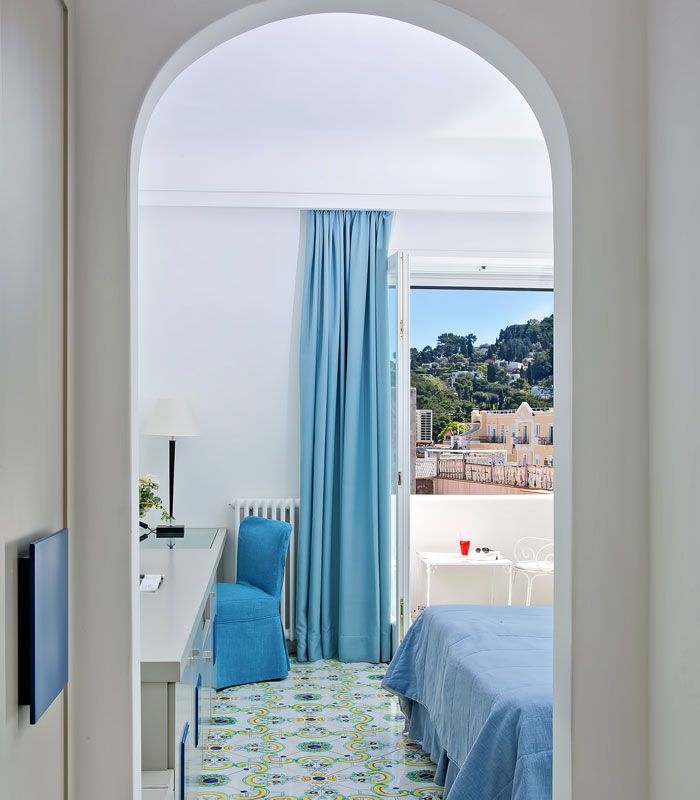 Room amenity