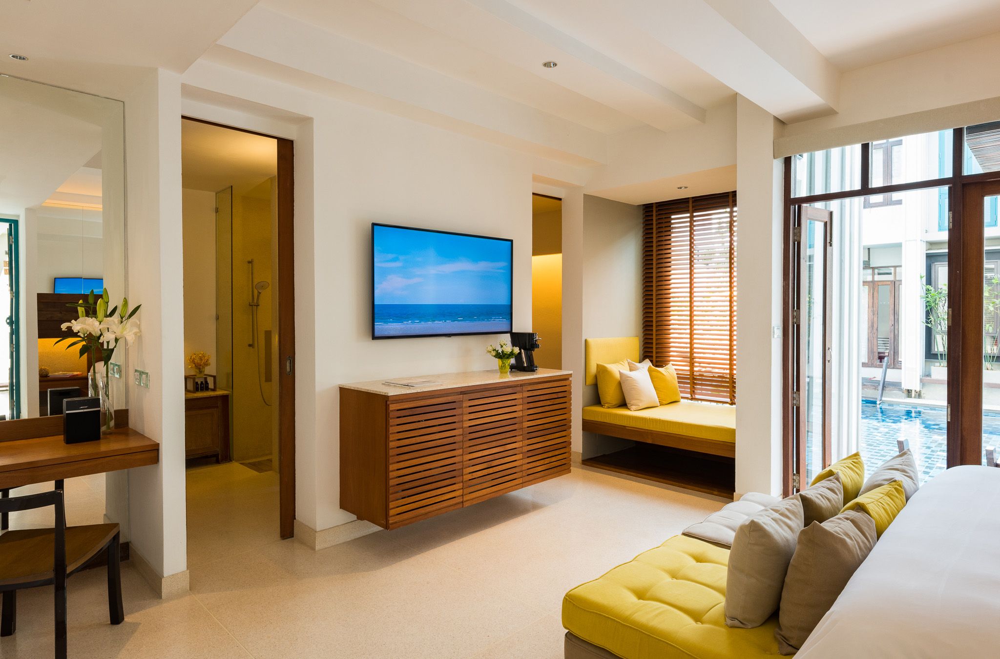 Room amenity