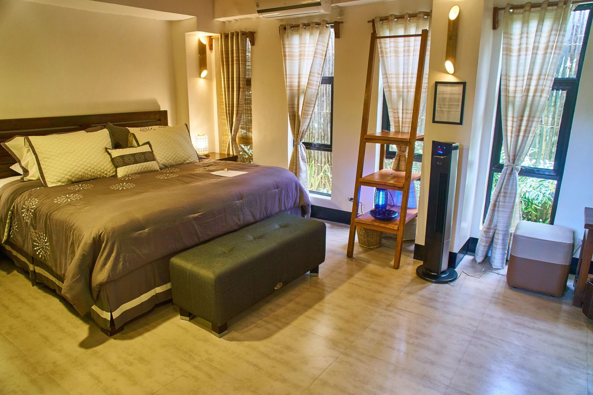 Room amenity