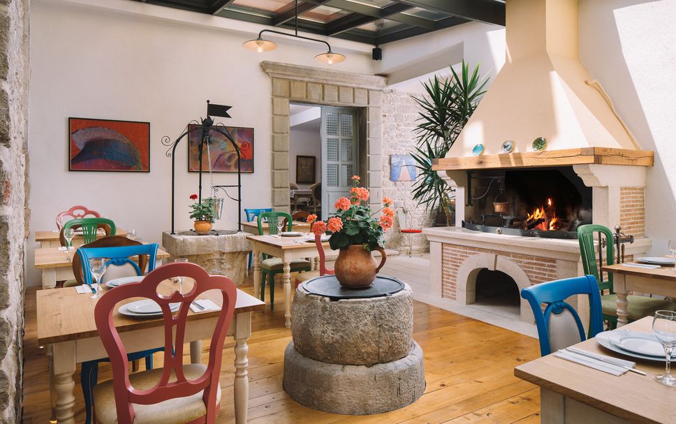 Restaurant Photo