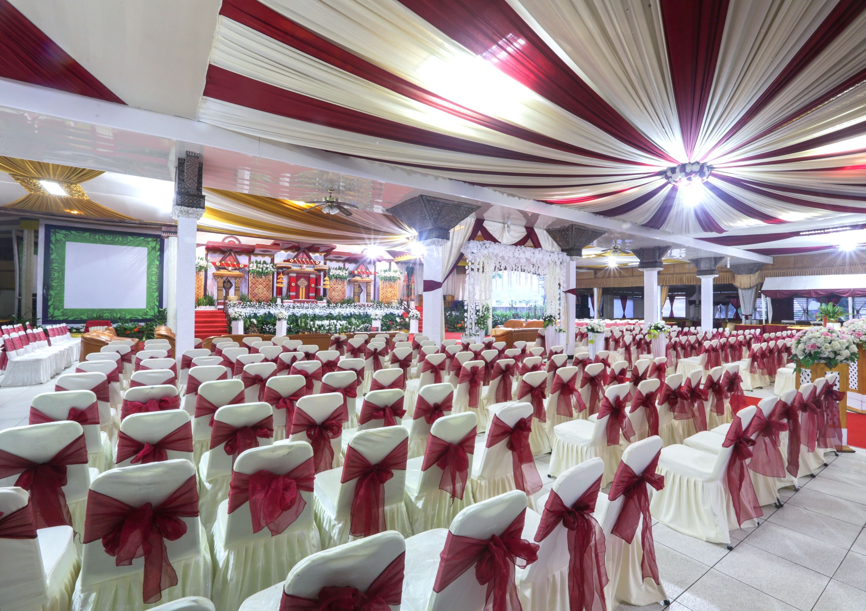 Banquet hall