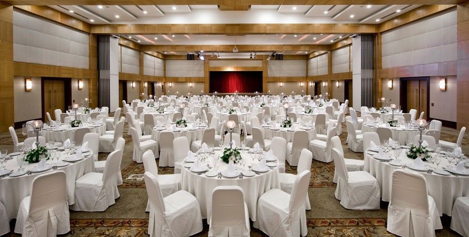 Banquet hall