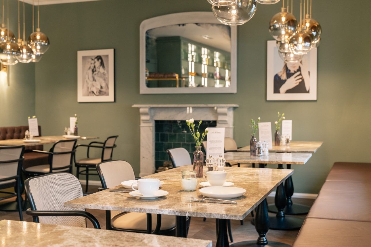 Restaurant Photo