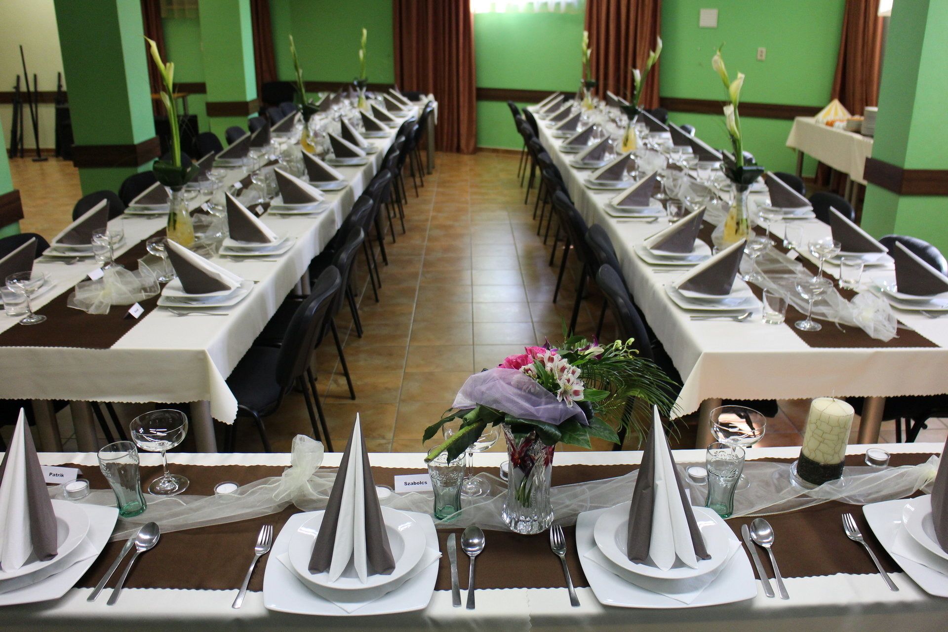 Banquet hall