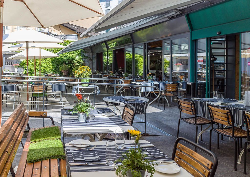 Restaurant Photo