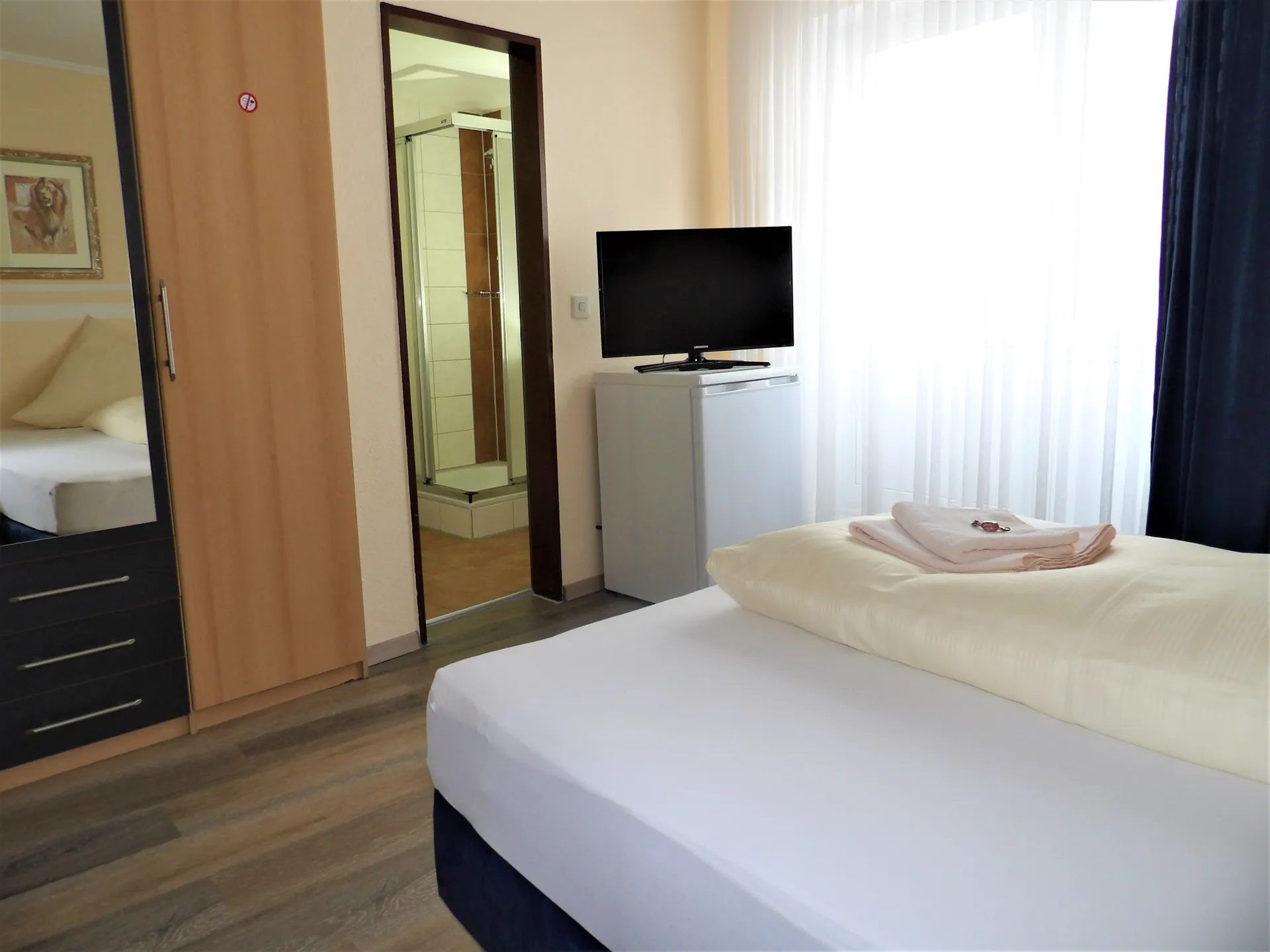 Room amenity