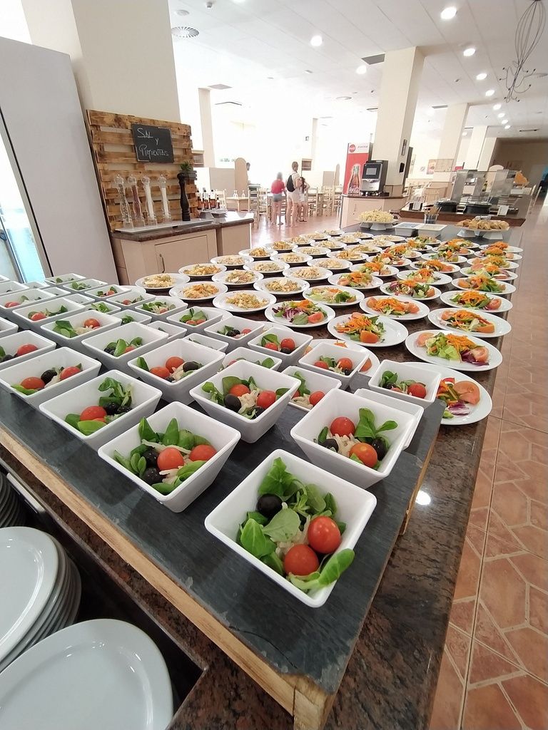 Buffet Photo