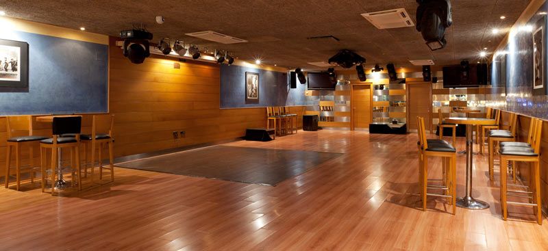 Bar