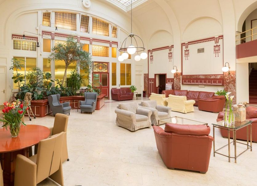 Lobby Photo