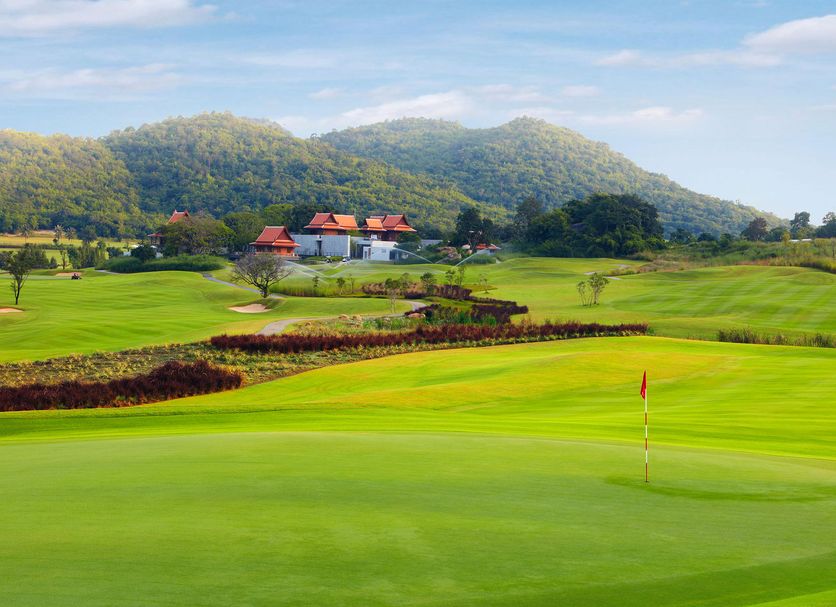 Golf course Photo