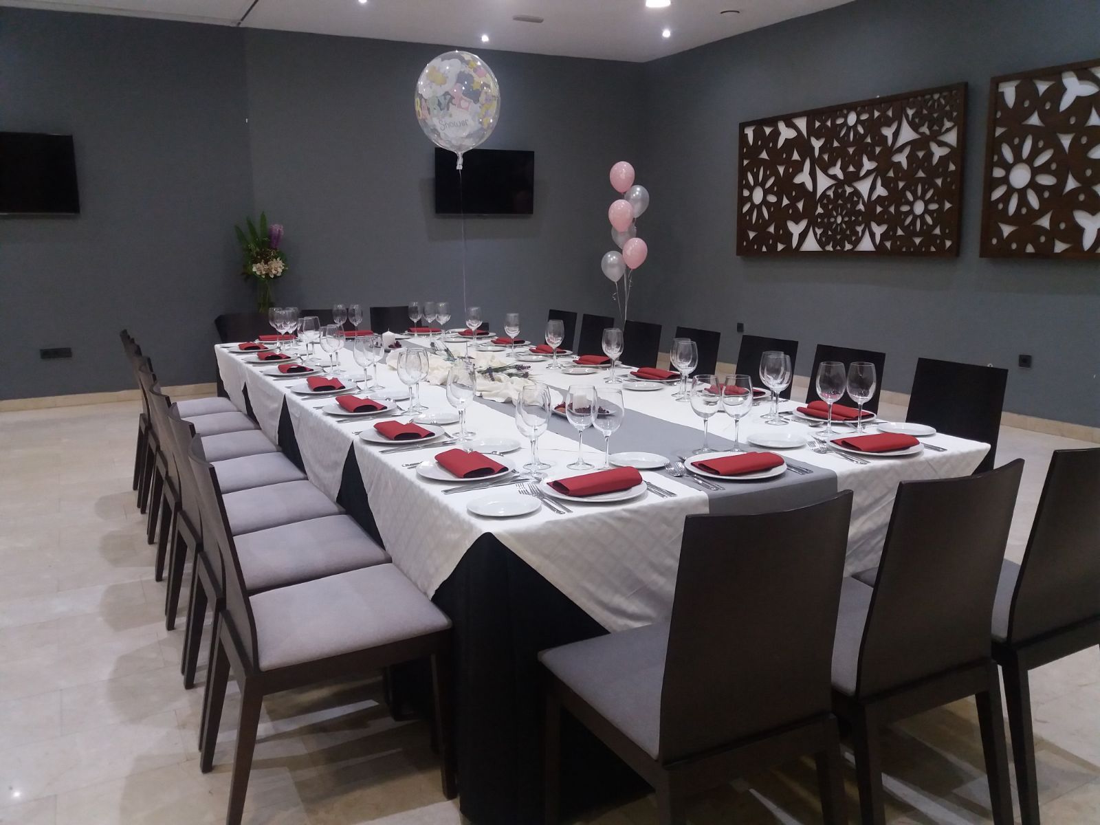 Banquet hall