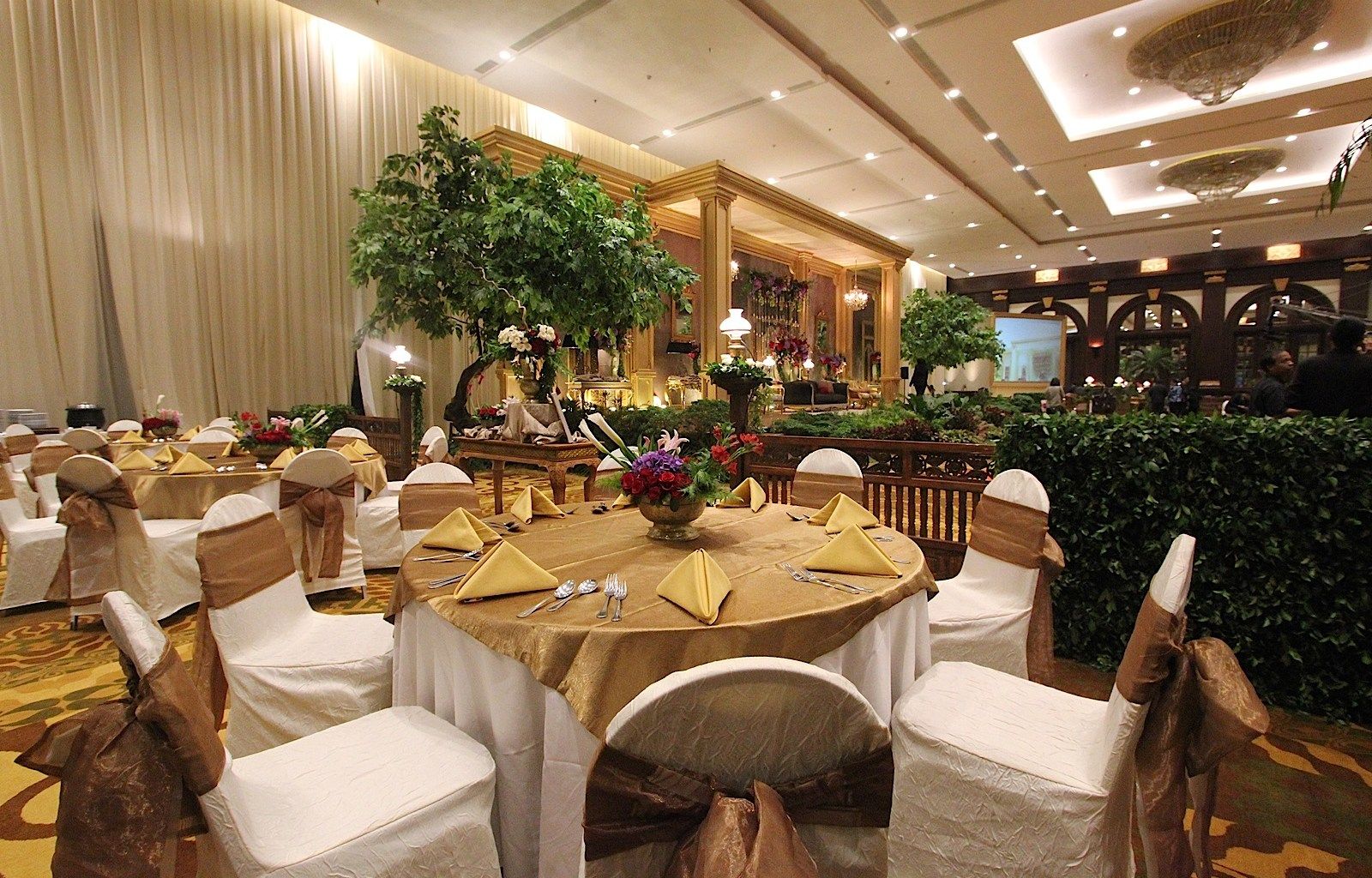 Banquet hall