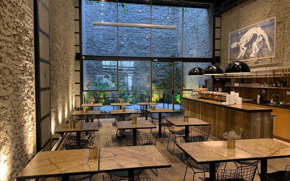 Dining room Photo